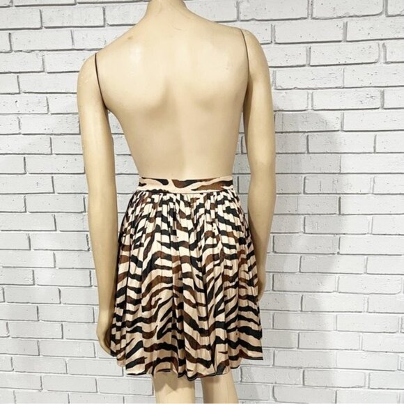 J.Crew Women’s Featherweight satin mini skirt in zebra stripe - Size 6 - Picture 5 of 11